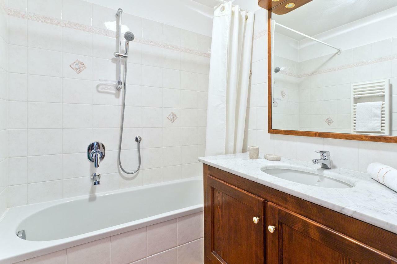 Apartment Kitson - Alpes Travel - Chamonix - Sleeps 6 Luaran gambar